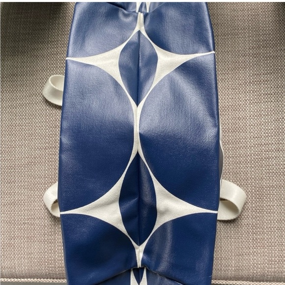 Kate Spade like new - Picture 5 of 11